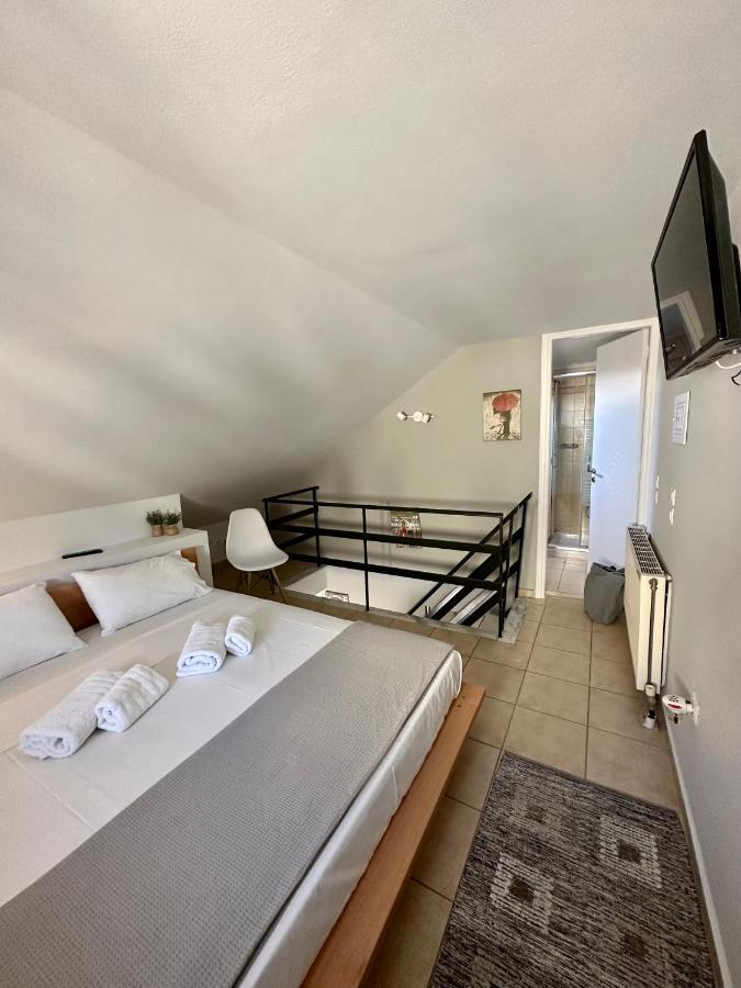Central Tiny Loft In Argostoli Exterior photo