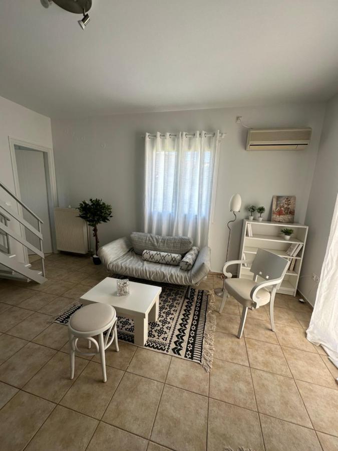 Central Tiny Loft In Argostoli Exterior photo